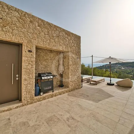 Evelinas View Villa *